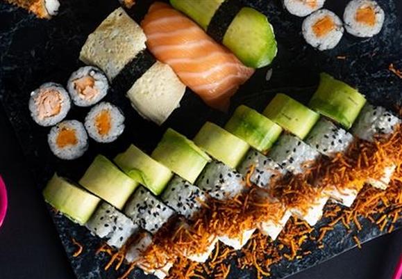 שובר לרשת המסעדות אצה רק 76 ₪ במקום 100 ₪ בתוקף עד 31/12/2025 מזון וקולינריה